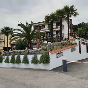 Rakovic Apartment Lovran